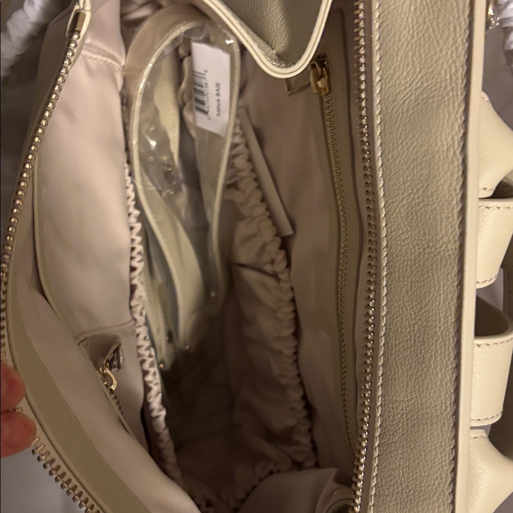 Mina Baie Modern Diaper Bag: Harper Midi - Picture 7 of 8